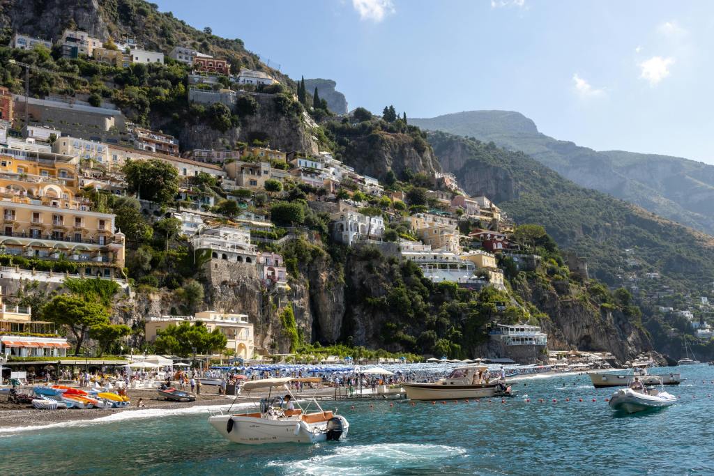 Amalfi coast Cliffside houses